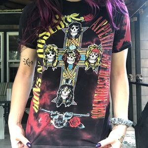 Guns and roses tee
